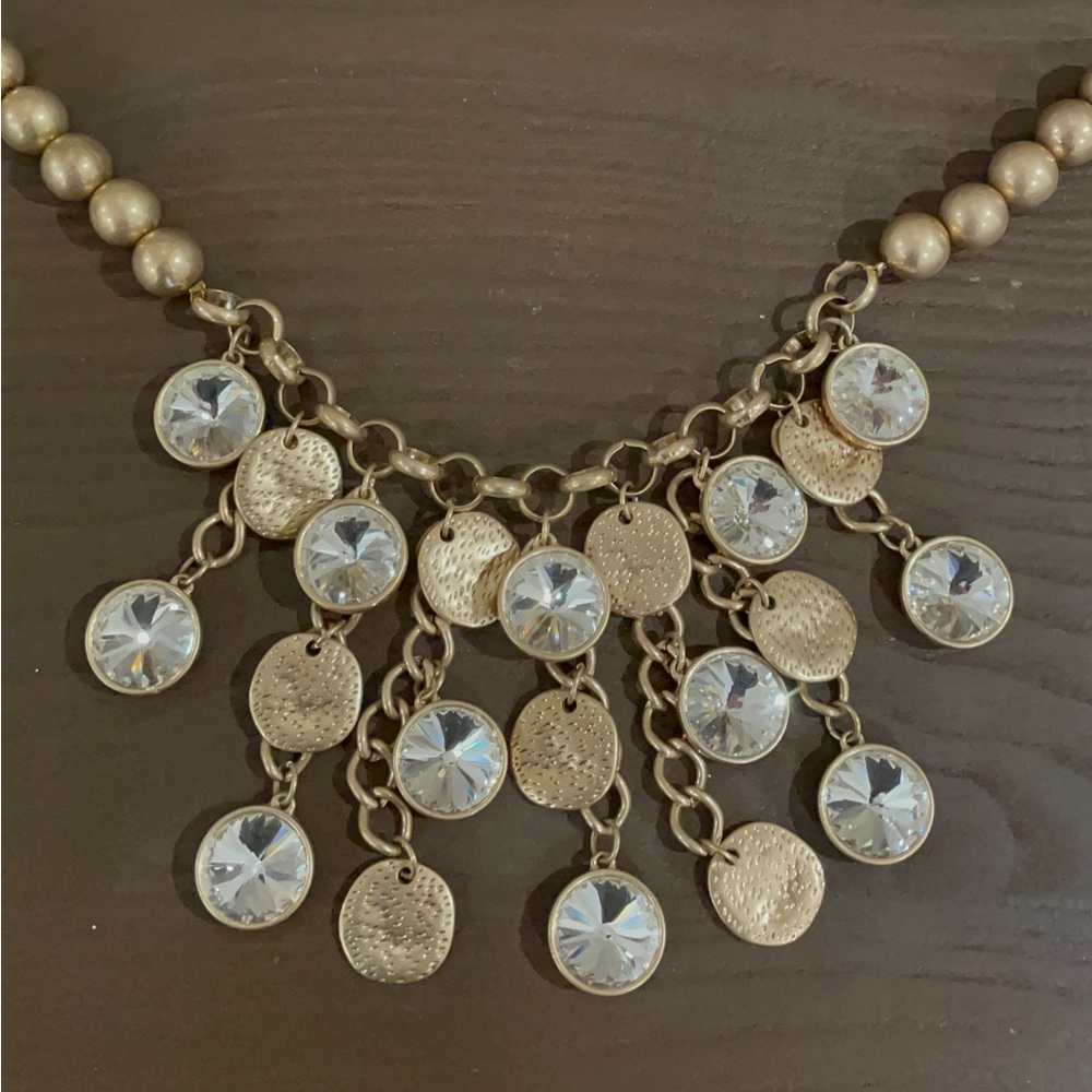 Bombshell necklace by Premier Design
